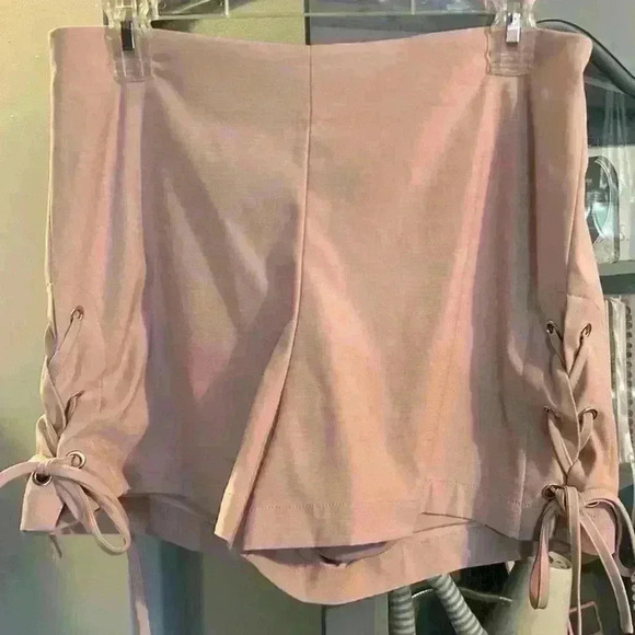 pink hyfve shorts with side ties - Picture 1 of 3